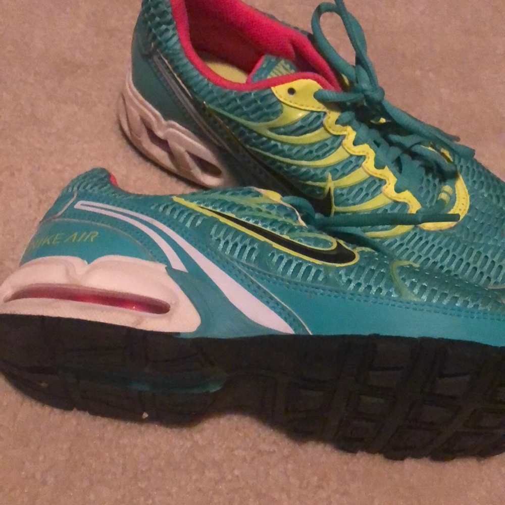 Shoes - Picture 2 of 2